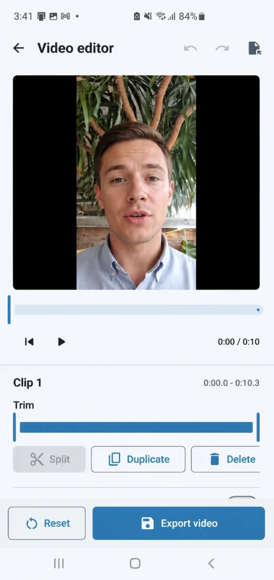 Built-in video editor with trim, duplicate, delete and export controls.